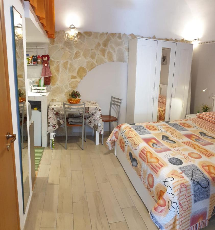 Giovanni S Little House คาตาเนีย ภายนอก รูปภาพ