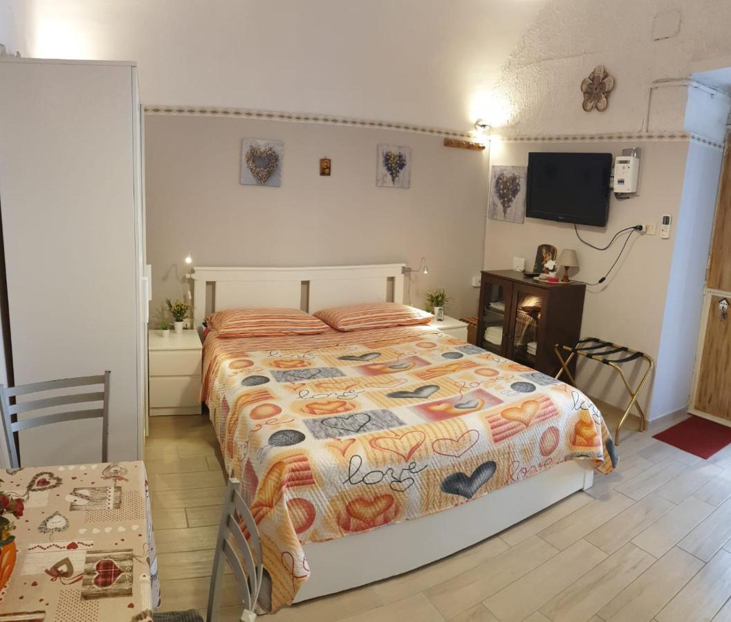Giovanni S Little House คาตาเนีย ภายนอก รูปภาพ