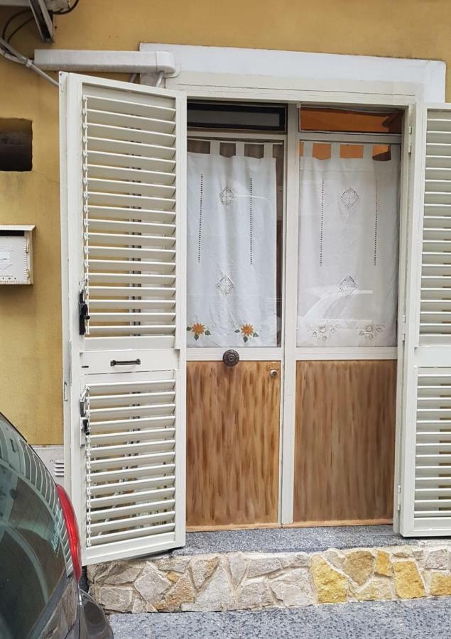 Giovanni S Little House คาตาเนีย ภายนอก รูปภาพ